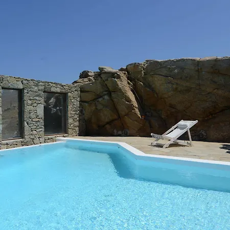 Mykonos Topaz By Diles Fanari (Mykonos)